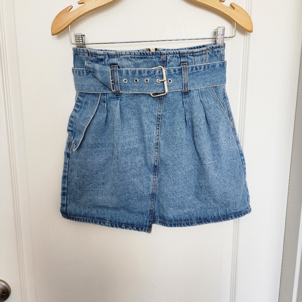 Womens (sz:sm) Jean Skirt with pockets✨️
